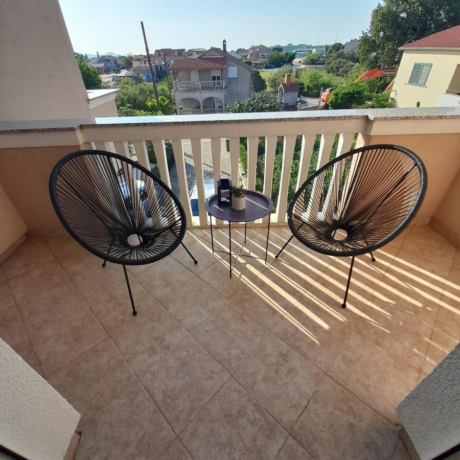 Apartments Filipovic Biograd Na Moru Exterior foto