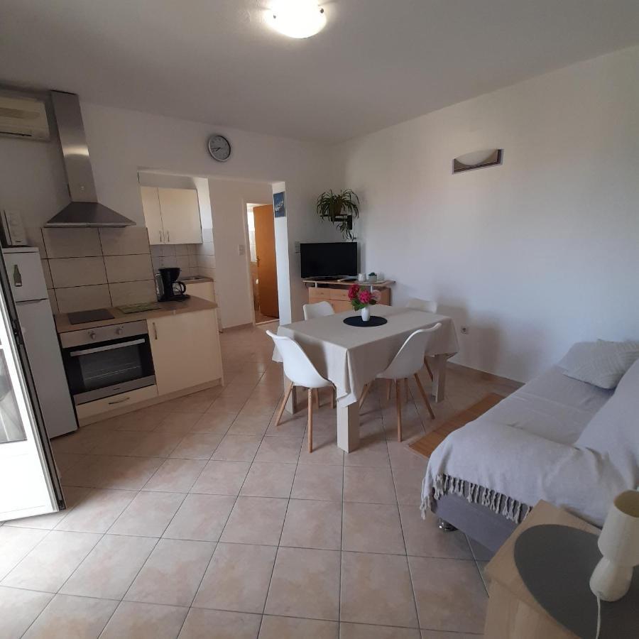Apartments Filipovic Biograd Na Moru Exterior foto